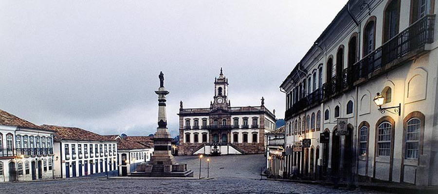 Praça Tiradentes, Tiradentes, Minas Gerais - Foto: Reprodução